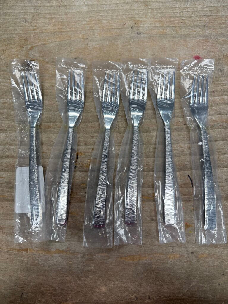 DEGRENNE STAINLESS STEEL TABLE FORK SET OF 6