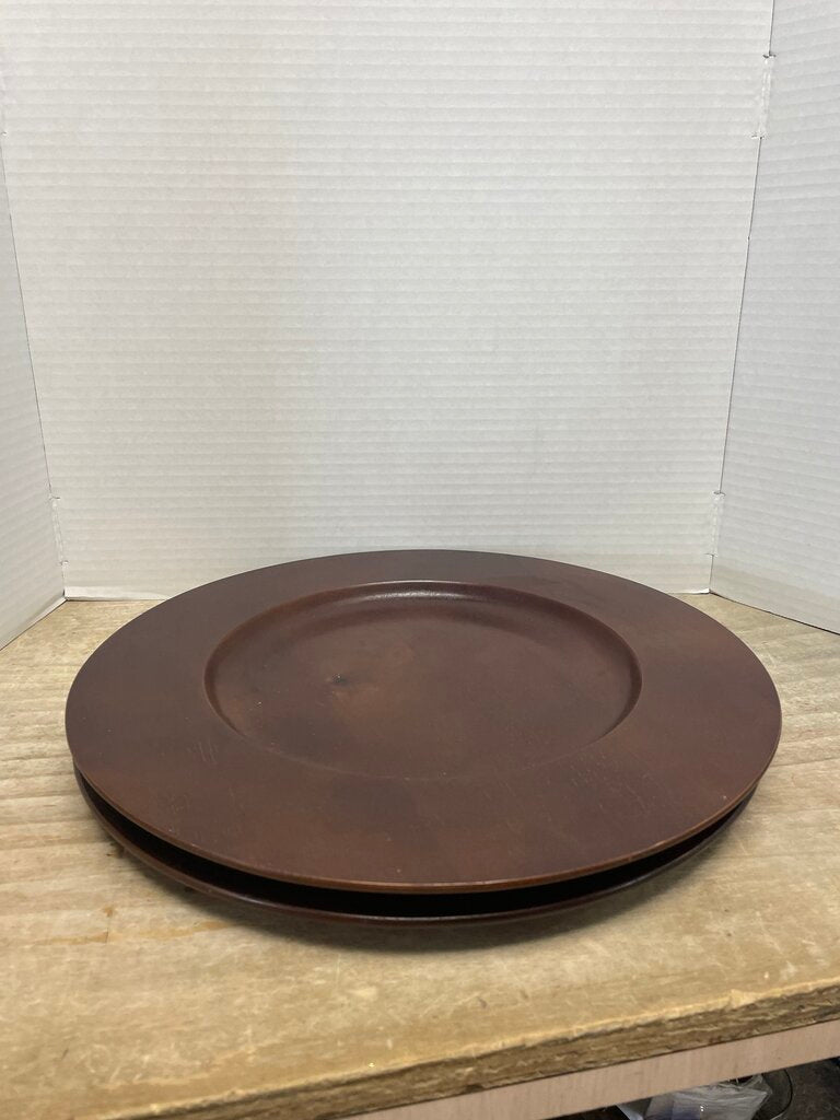 BANANA REPUBLIC WOODEN PLATE CHARGER SET OF 2