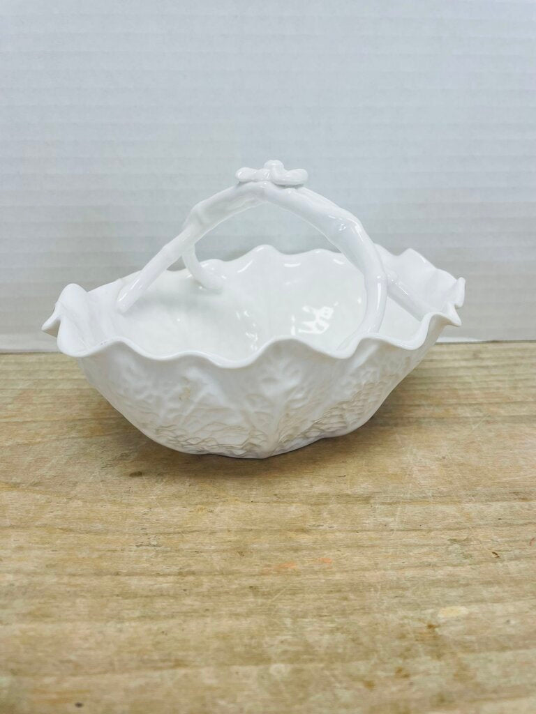 SPODE WHITE BONE CHINA RUFFLE EDGE CABBAGE LEAF BOWL 8"6"2.5"