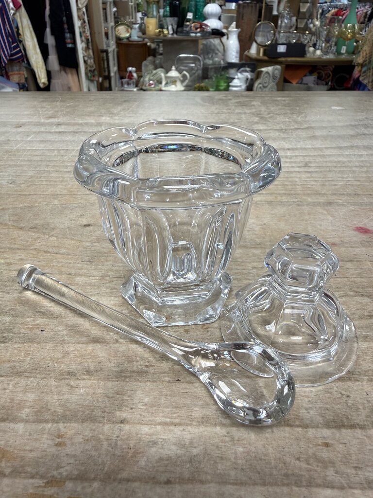 BACCARAT MISSOURI MUSTARD JAR W/ SPOON