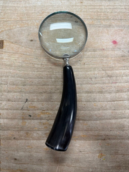 MADE IN INDIA MAGNIFINE GLASS