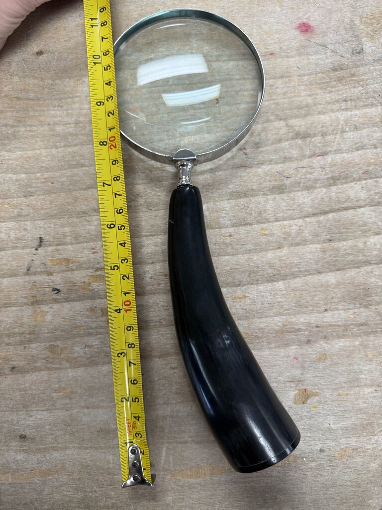 MADE IN INDIA MAGNIFINE GLASS