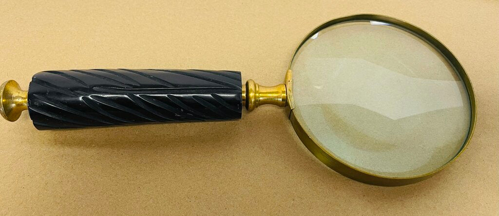 BRASS MAGNIFYING GLASS