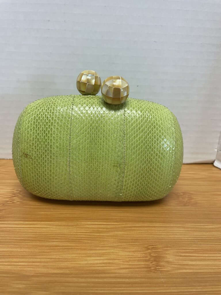 JENNY POLANCO GREEN CLUTCH