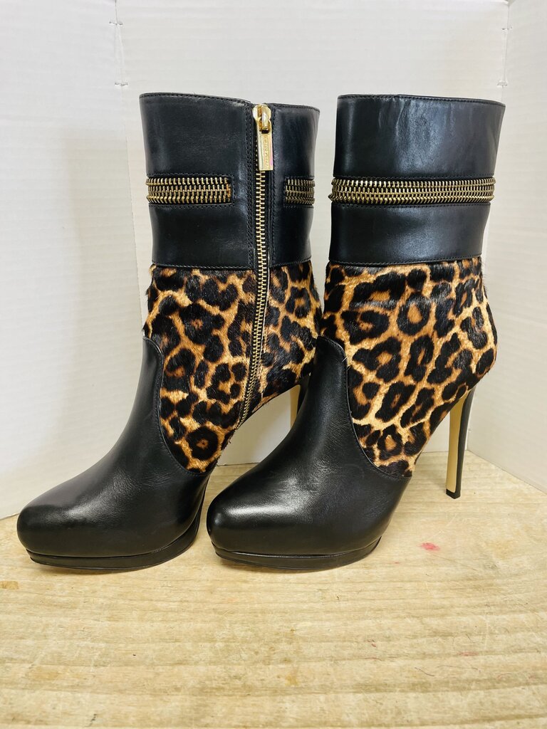 MICHAEL KORS HAYA BOOTIES BLACK/CHEETAH SIZE 6 1/2