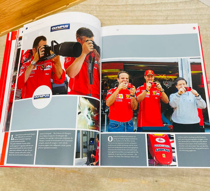 FERRARI 2004 YEARBOOK CAMPIONI DEL MONDO