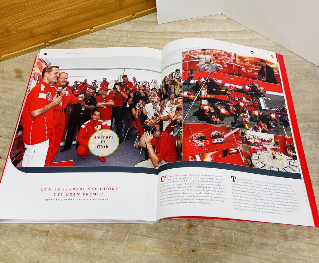 FERRARI 2004 YEARBOOK CAMPIONI DEL MONDO