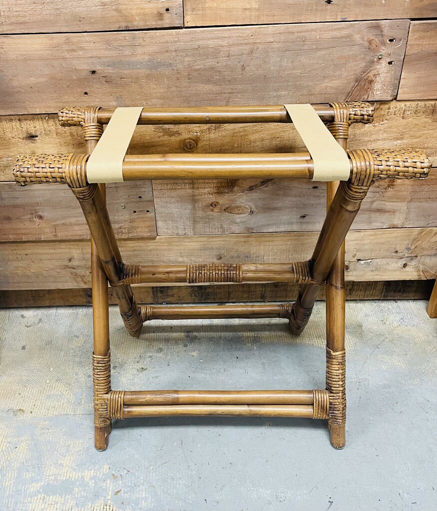 VINTAGE RATTEN & BAMBOO LUGGAGE FOLDING RACK T23''W13'