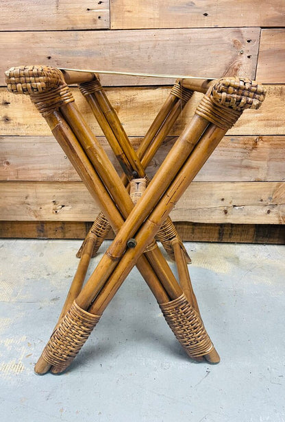 VINTAGE RATTEN & BAMBOO LUGGAGE FOLDING RACK T23''W13'