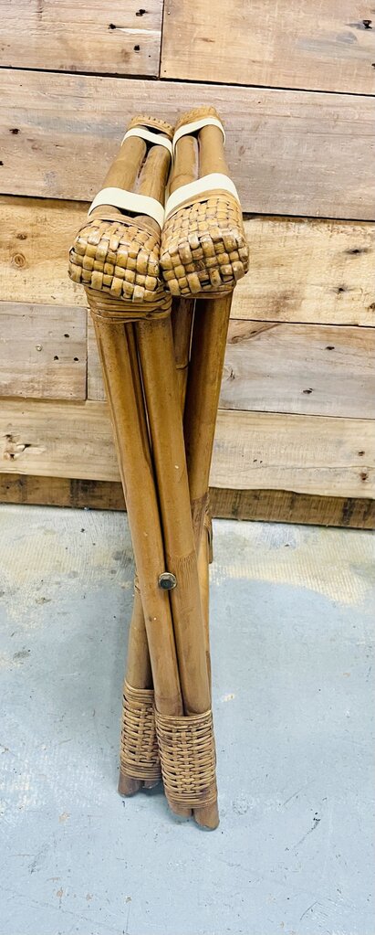 VINTAGE RATTEN & BAMBOO LUGGAGE FOLDING RACK T23''W13'