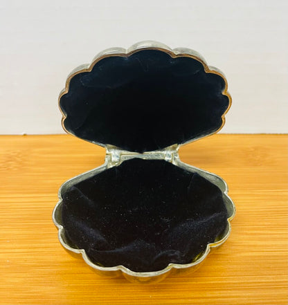 SILVER PLATED CLAM SHELL JEWELRY BOX