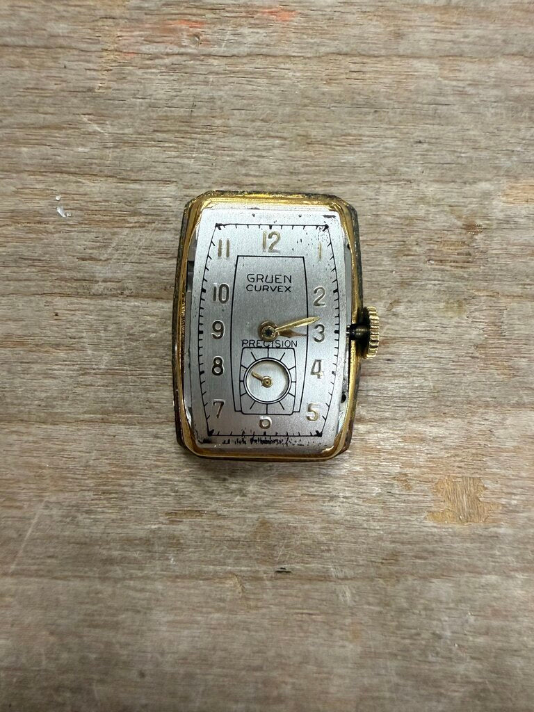 VINTAGE WOMANS SWISS 10 KT GOLD FILLED GRUEN CURVEX PRECISION WATCH