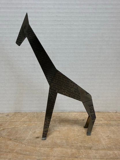 METAL HAND CRAFTED GIRAFFE FIGURE