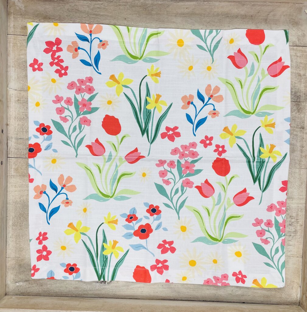 NWT SUR LA TABLE FLORAL NAPKINS SET OF 4 20"x20"