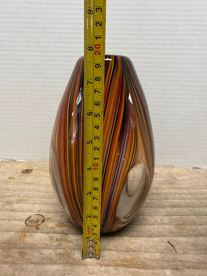 MISSONI RED SWIRL GLASS VASE W/ CIRCLES