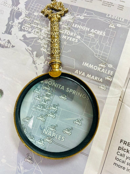 MAGNIFYING GLASS