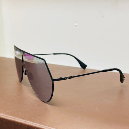 FENDI MIRRORED SUN GLASSES