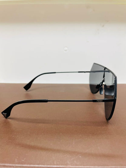 FENDI MIRRORED SUN GLASSES
