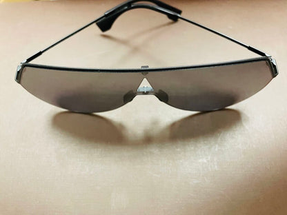 FENDI MIRRORED SUN GLASSES