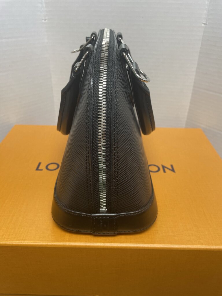 LOUIS VUITTON ALMA BLACK PURSE