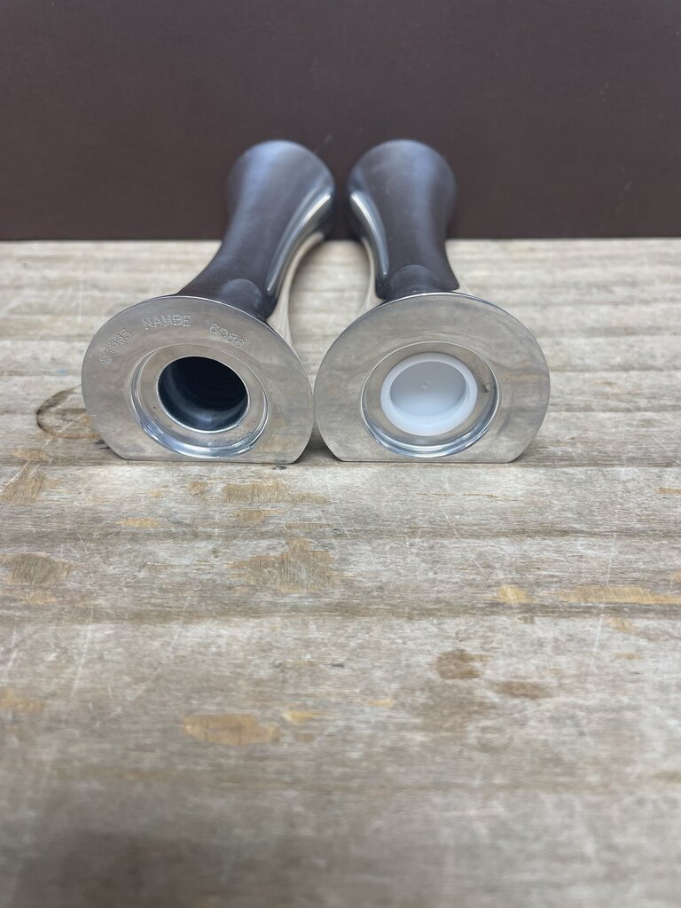 NAMBE SALT AND PEPPER SHAKER