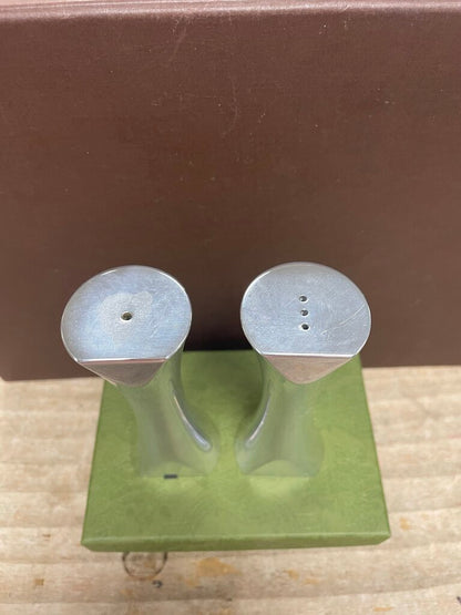 NAMBE SALT AND PEPPER SHAKER