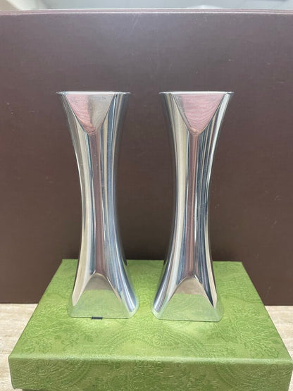NAMBE SALT AND PEPPER SHAKER