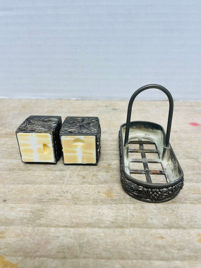 VINTAGE SILVER PLATED SALT AND PEPPER SHAKER W/ CARRY BASKET