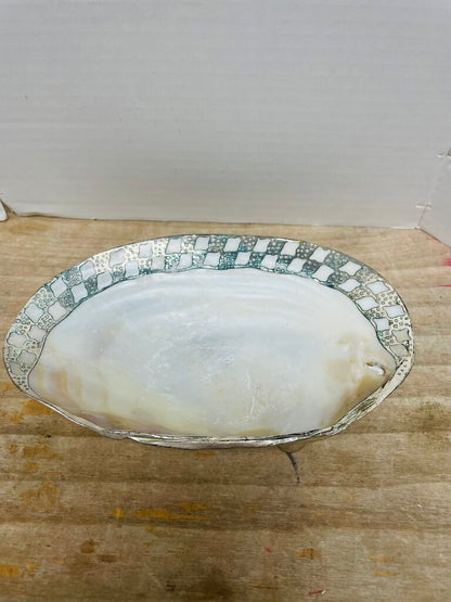 TWOS COMPANY SEA SHELL TRINKET DISH