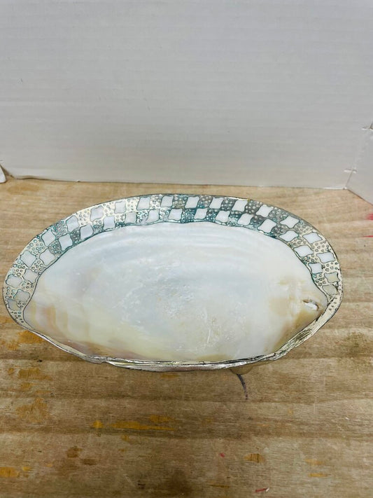 TWOS COMPANY SEA SHELL TRINKET DISH