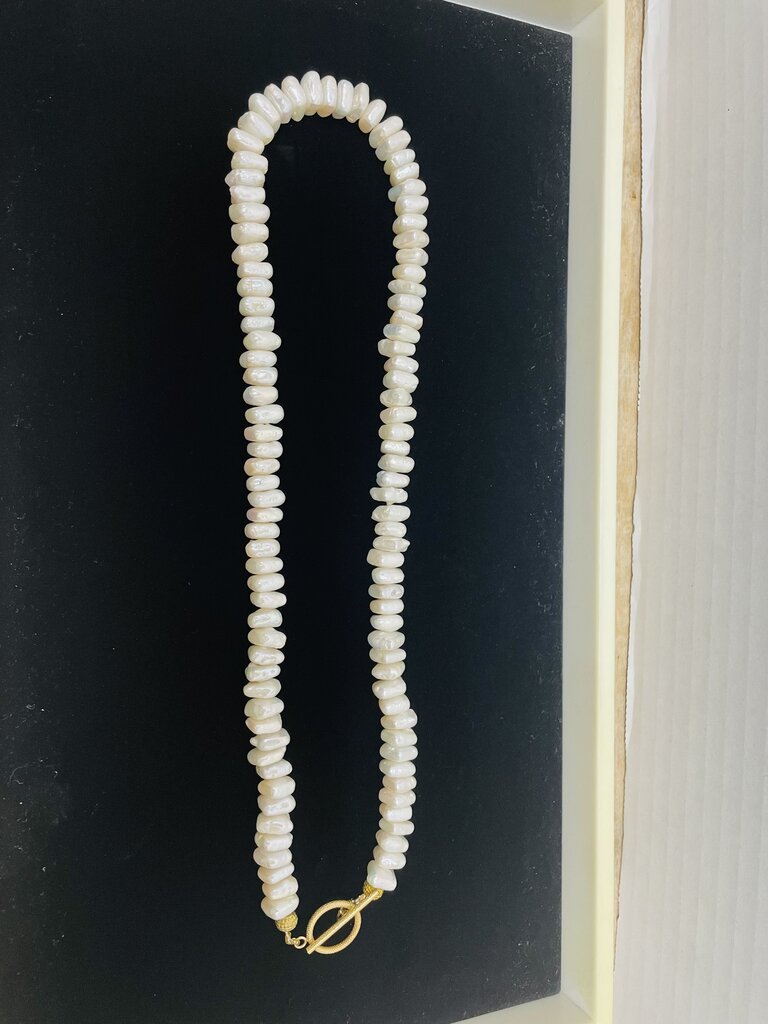 NATURAL FRESH WATER PEARL NECKLACE