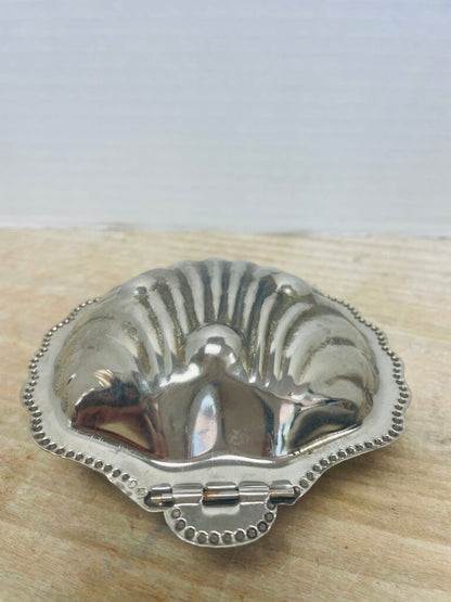 METALIC SHELL BUTTER / CAVIAR DISH