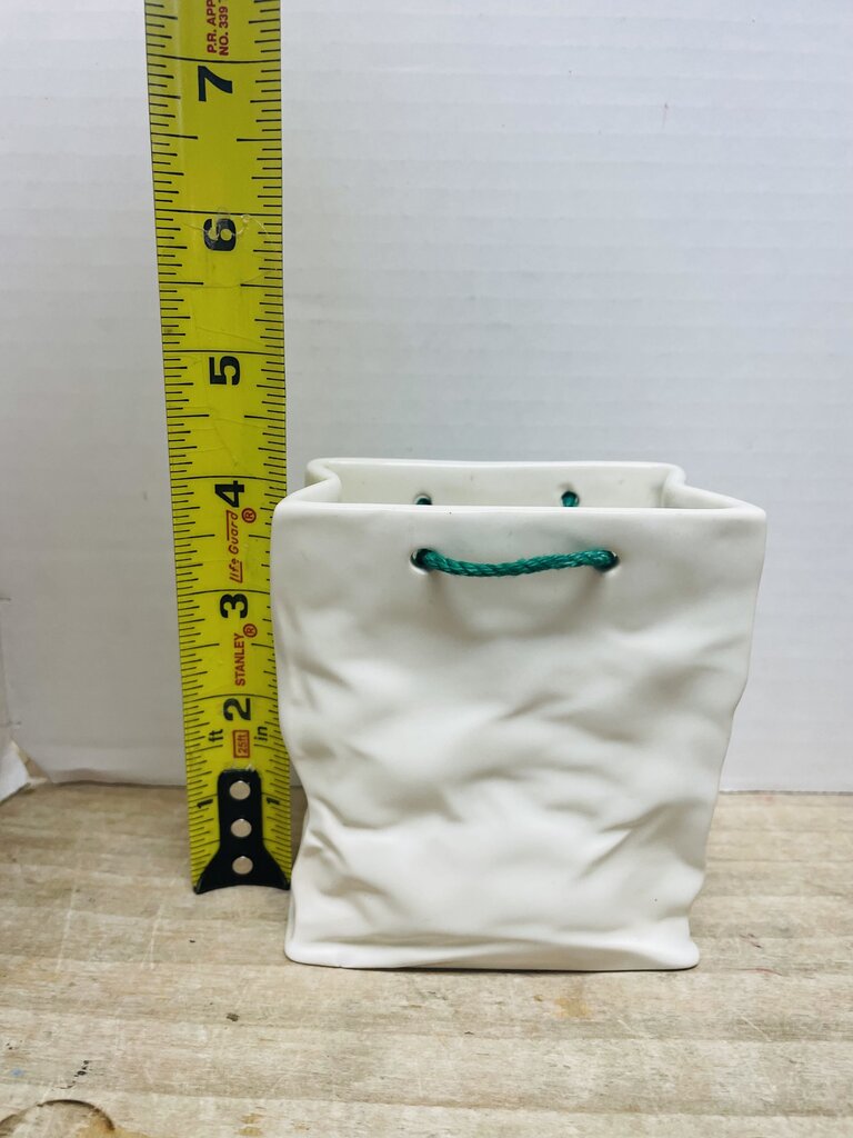 CERAMIC CRINKLE PAPER BAG DECOR/VASE