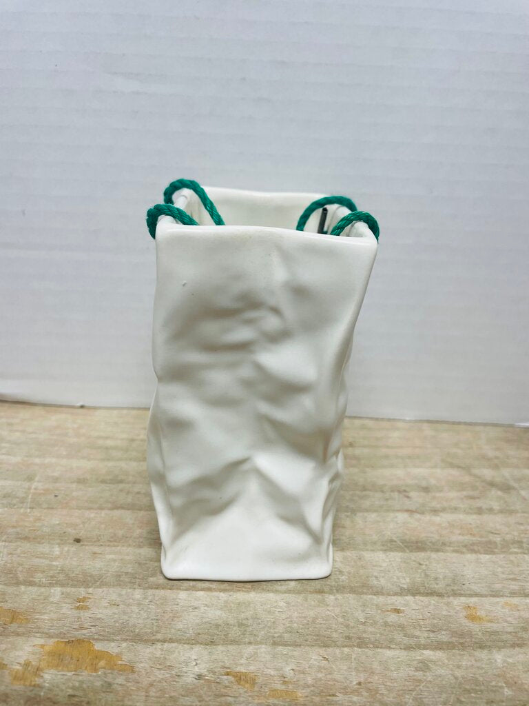 CERAMIC CRINKLE PAPER BAG DECOR/VASE