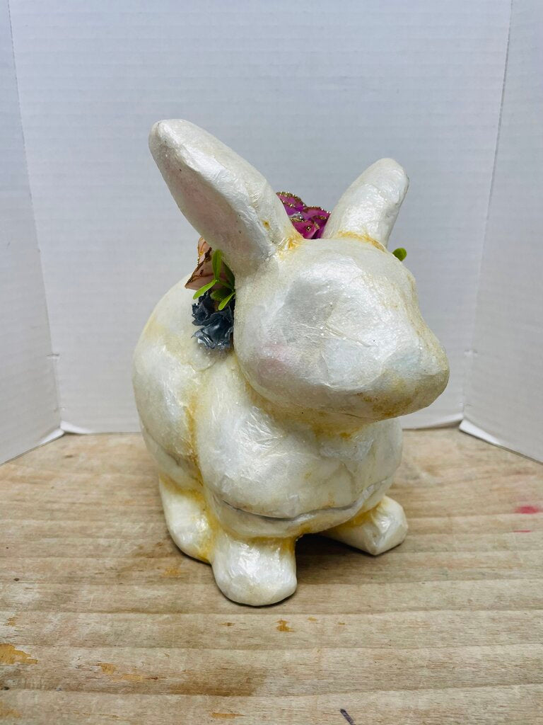 CAPIZ SHELL BUNNY RABBIT TRINKET BOX