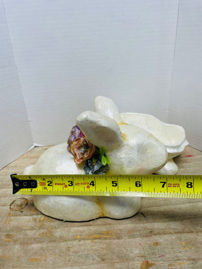 CAPIZ SHELL BUNNY RABBIT TRINKET BOX