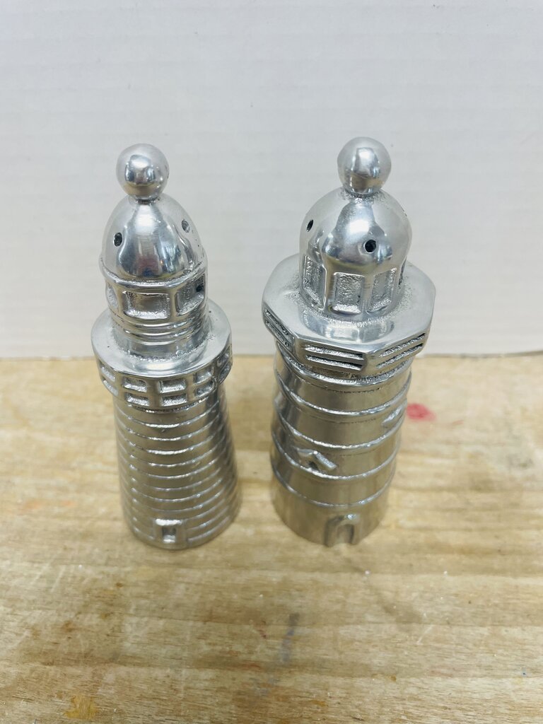MARIPOSA LIGHTHOUSE SALT AND PEPPER SHAKERS