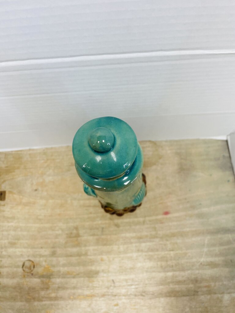 CERAMIC BLUE CRACKLE LIGHT HOUSE GLAZED