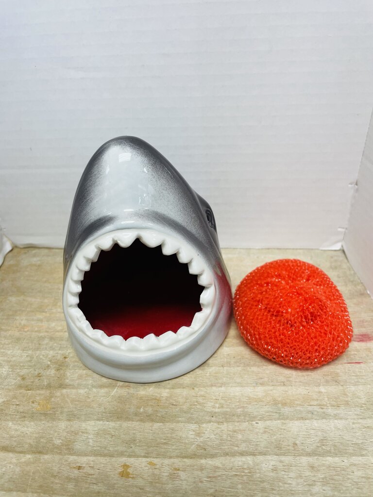 CRACKER BARREL SHARK HEAD SPONGE HOLDER